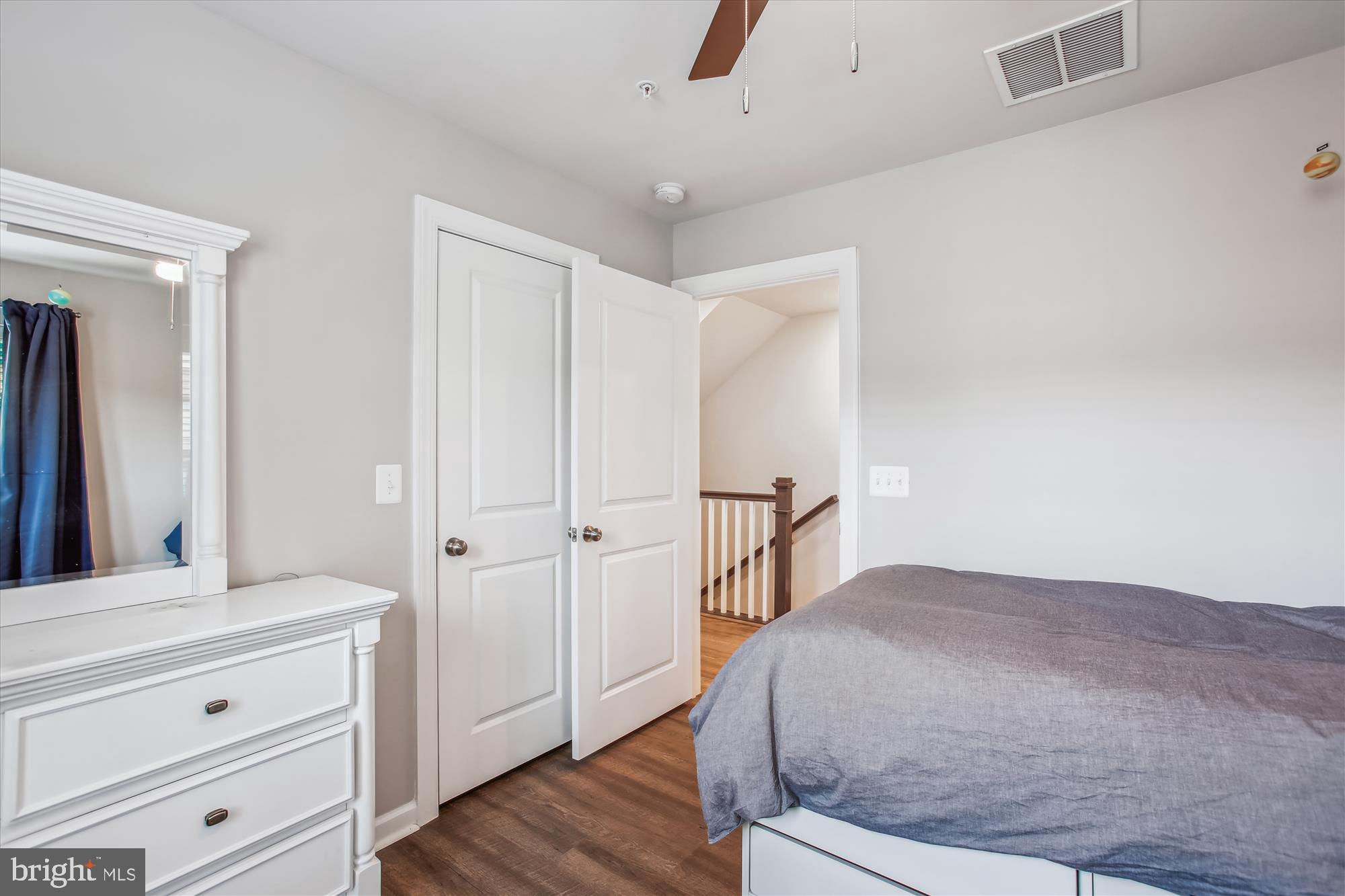 HUNTINGTON CROSSING - Residential