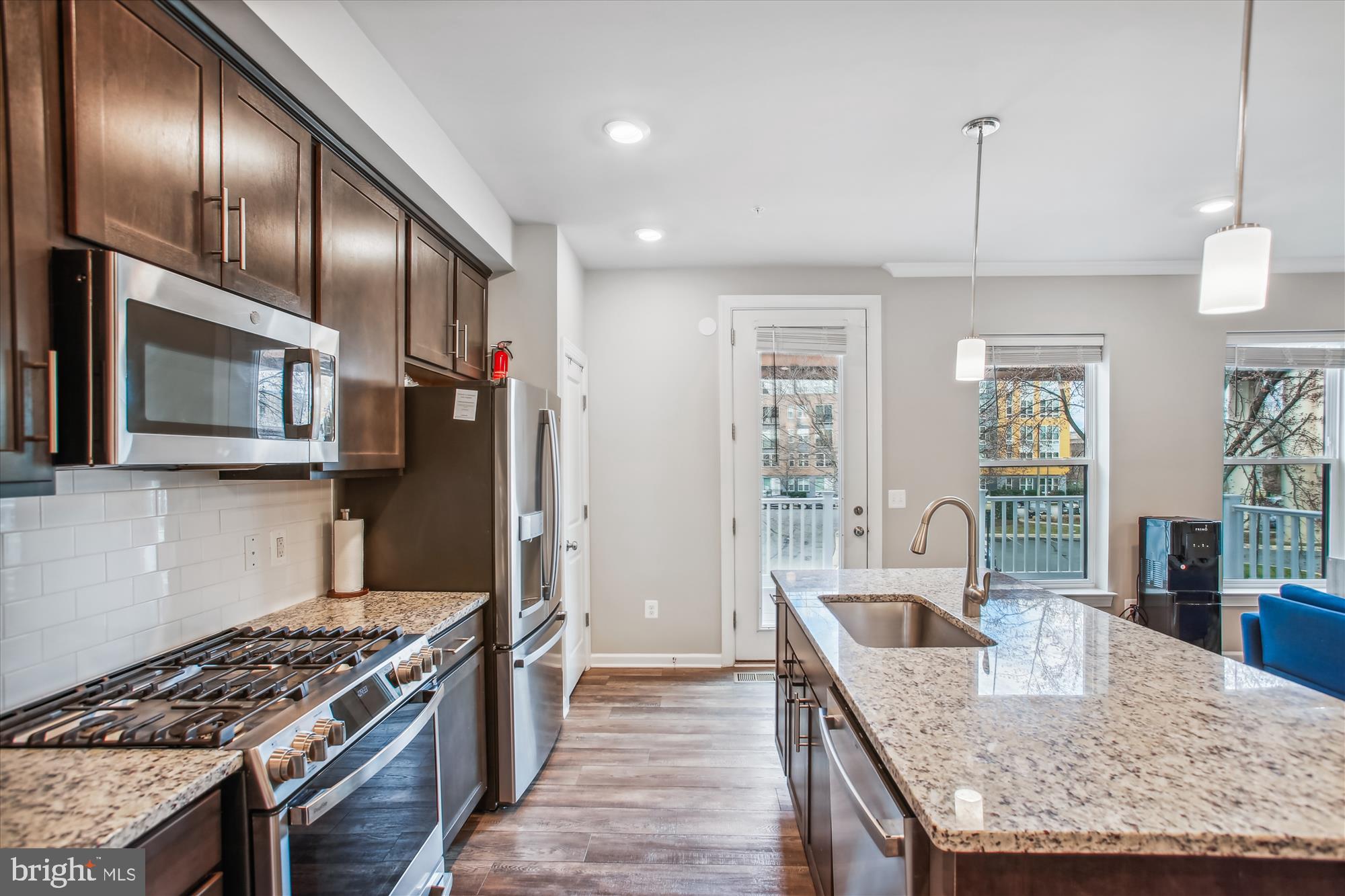 HUNTINGTON CROSSING - Residential