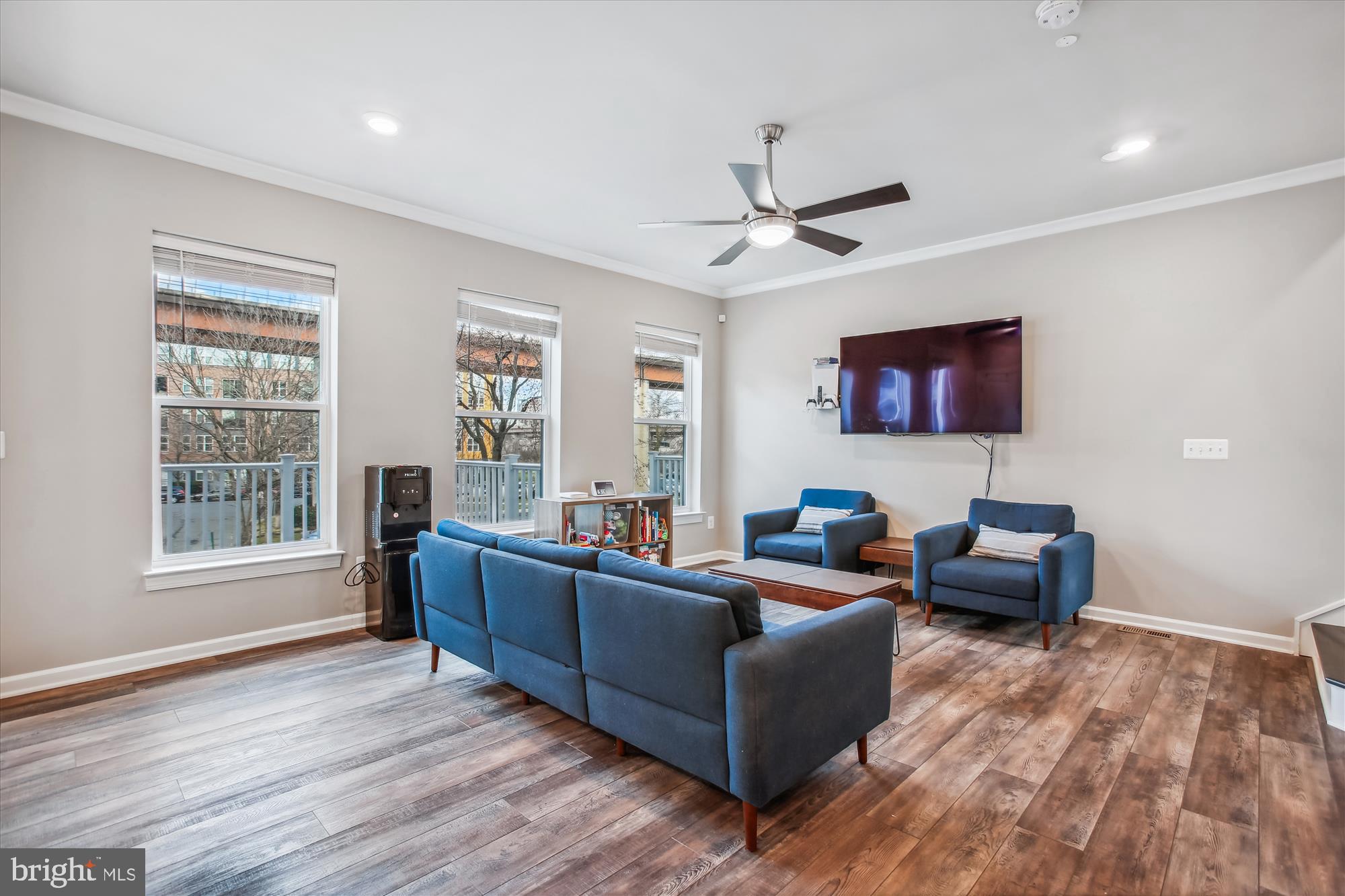 HUNTINGTON CROSSING - Residential