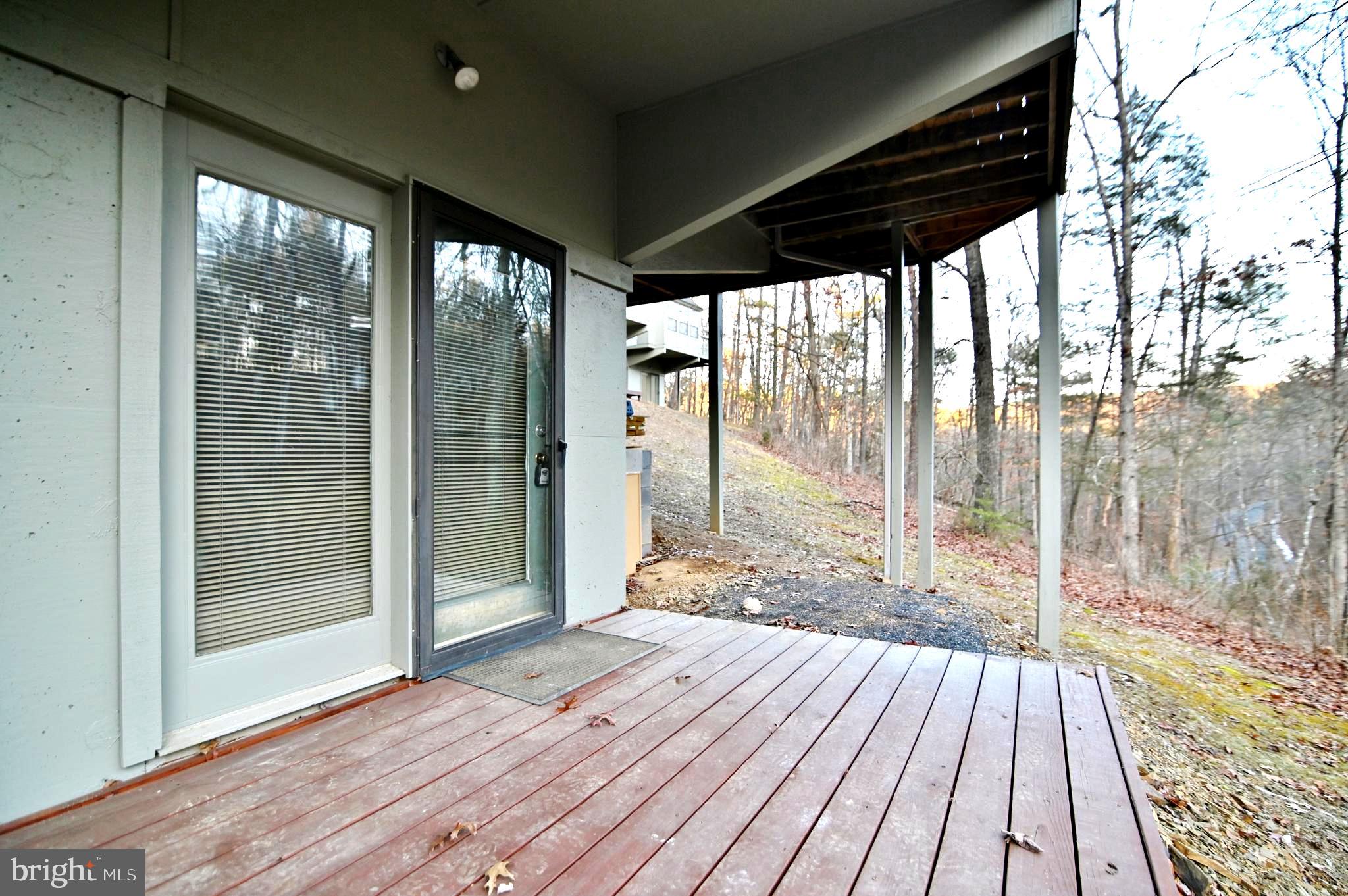 LAKEVIEW PEDESTAL HOMES - Residential