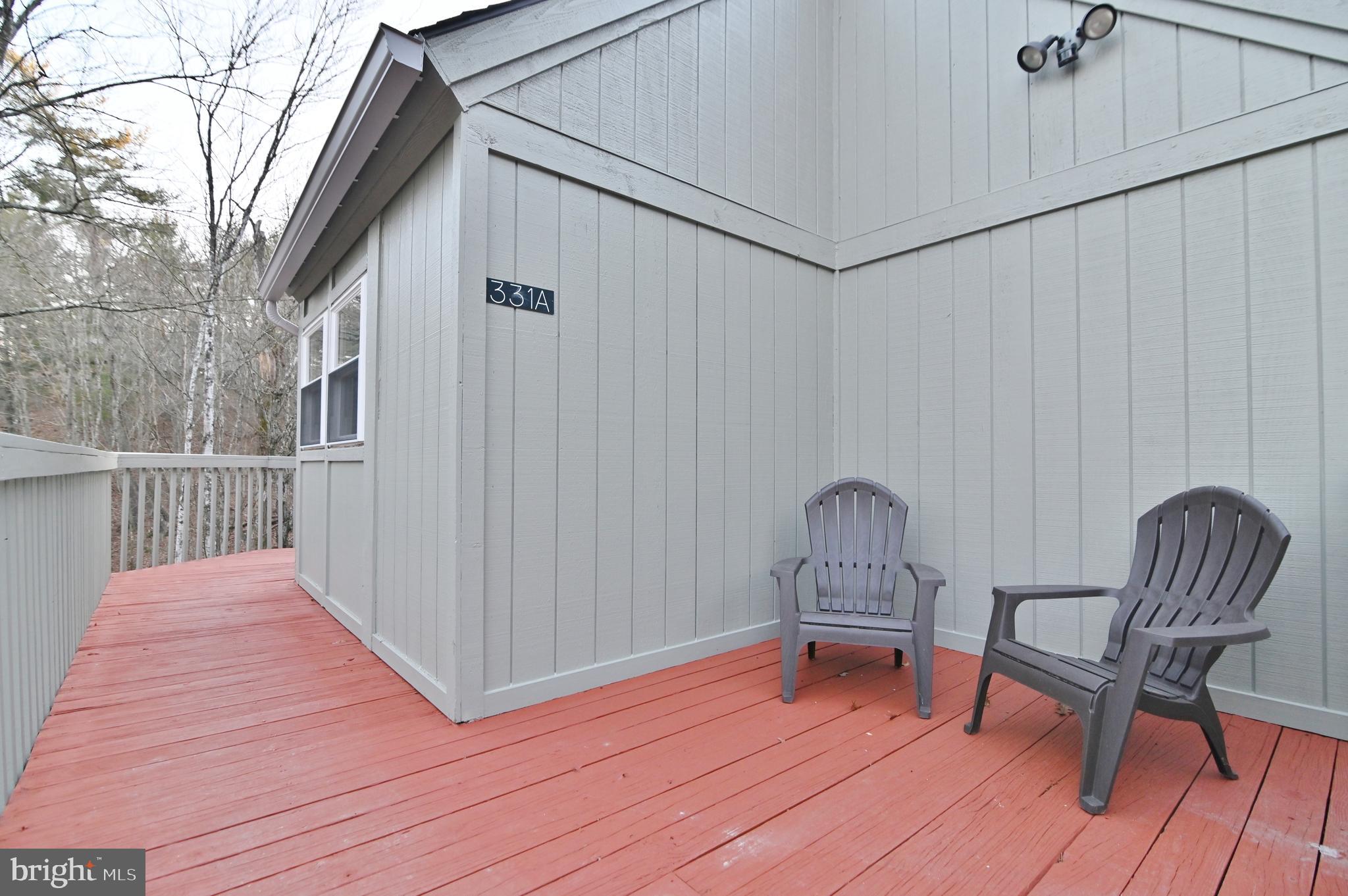 LAKEVIEW PEDESTAL HOMES - Residential