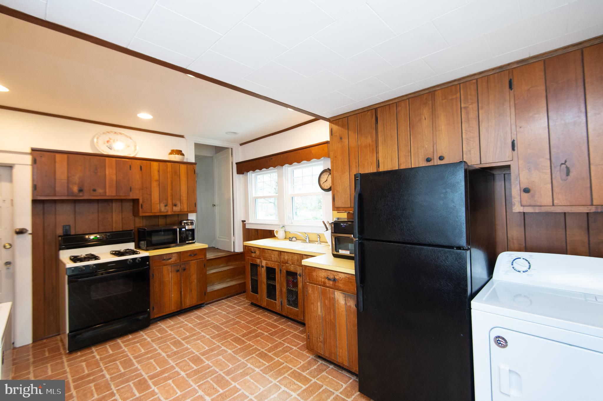 HAMBROOKS AREA - Residential