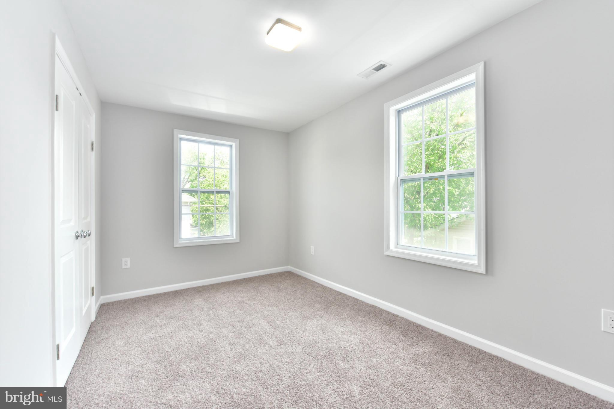 MT RAINIER - Residential