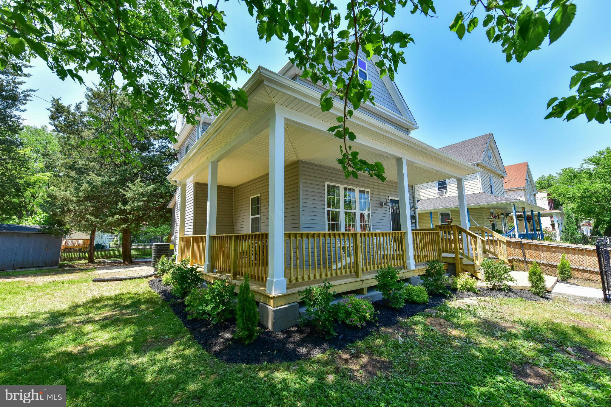 MT RAINIER - Residential