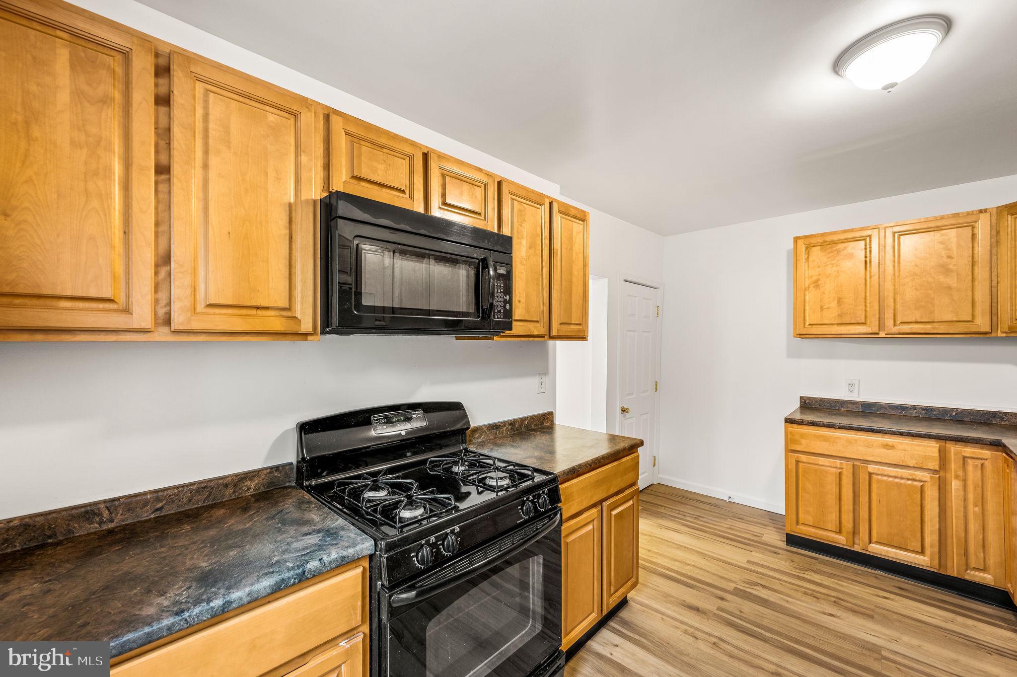 MANAYUNK - Residential Lease