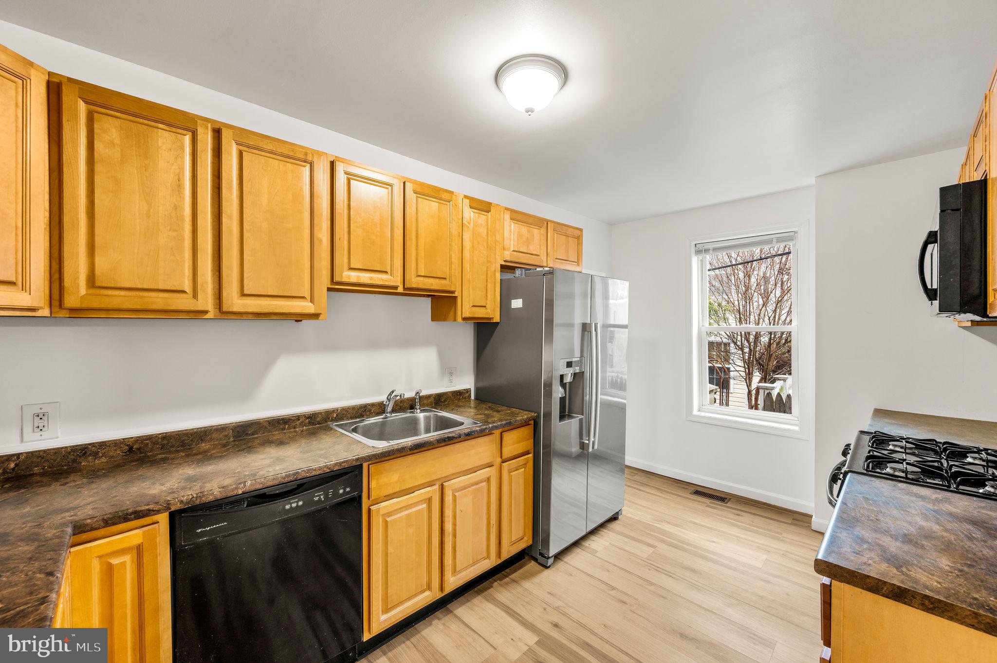 MANAYUNK - Residential Lease