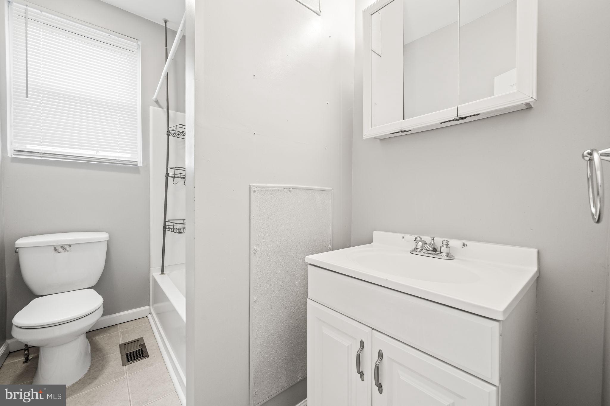 MANAYUNK - Residential Lease