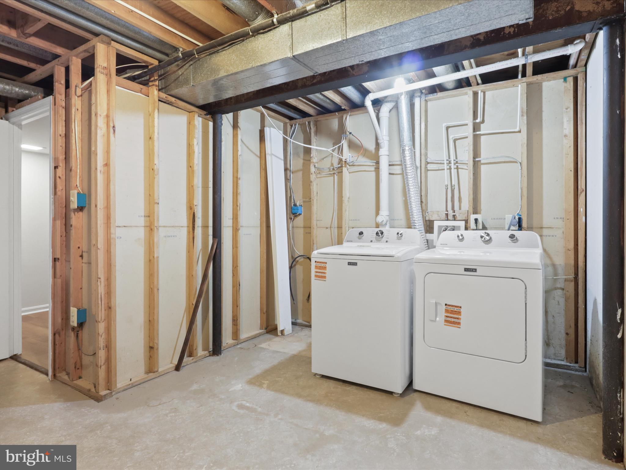 THE VILLAGE PARK - Residential Lease