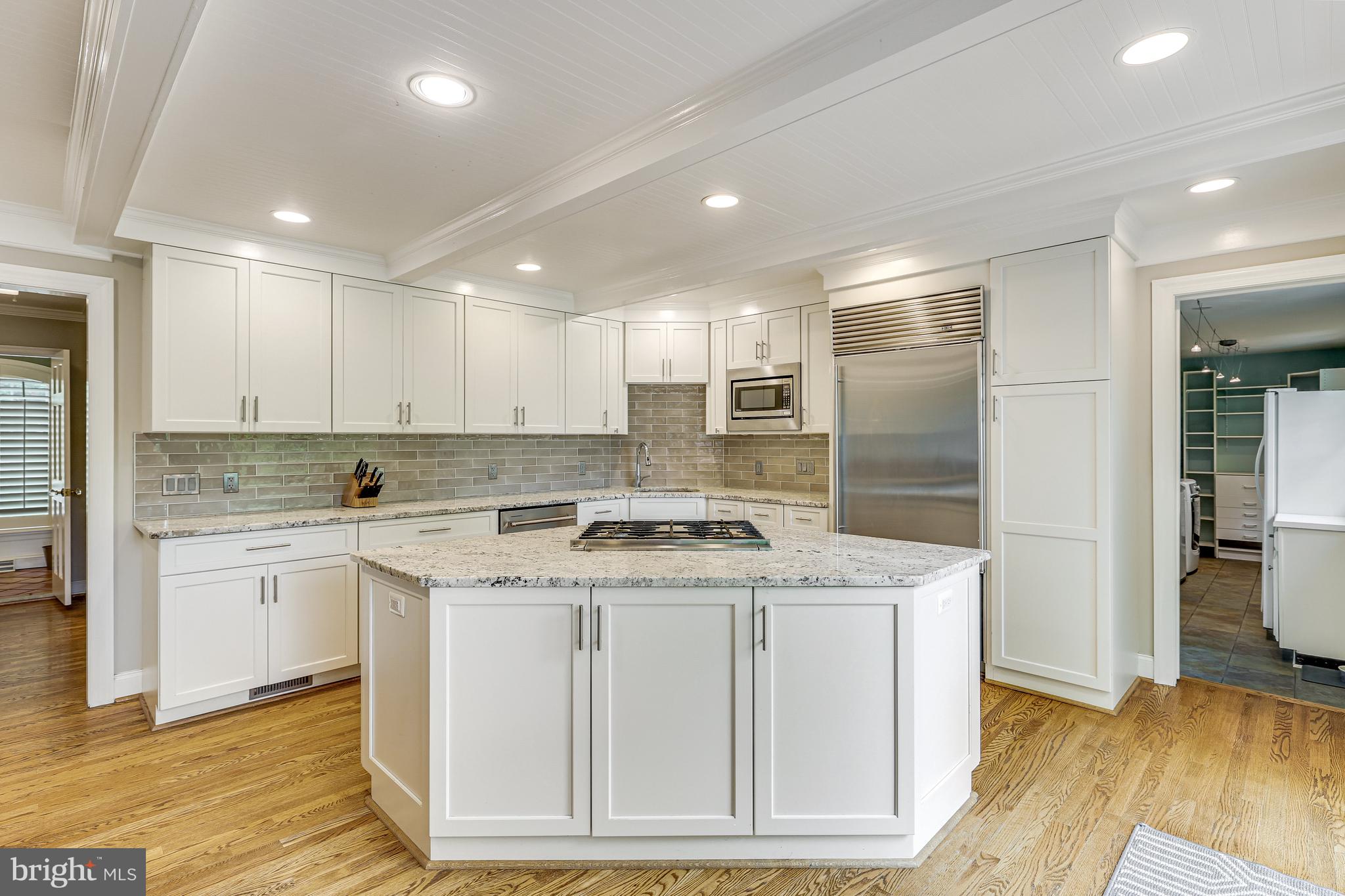 CHAIN BRIDGE WOODS - Residential