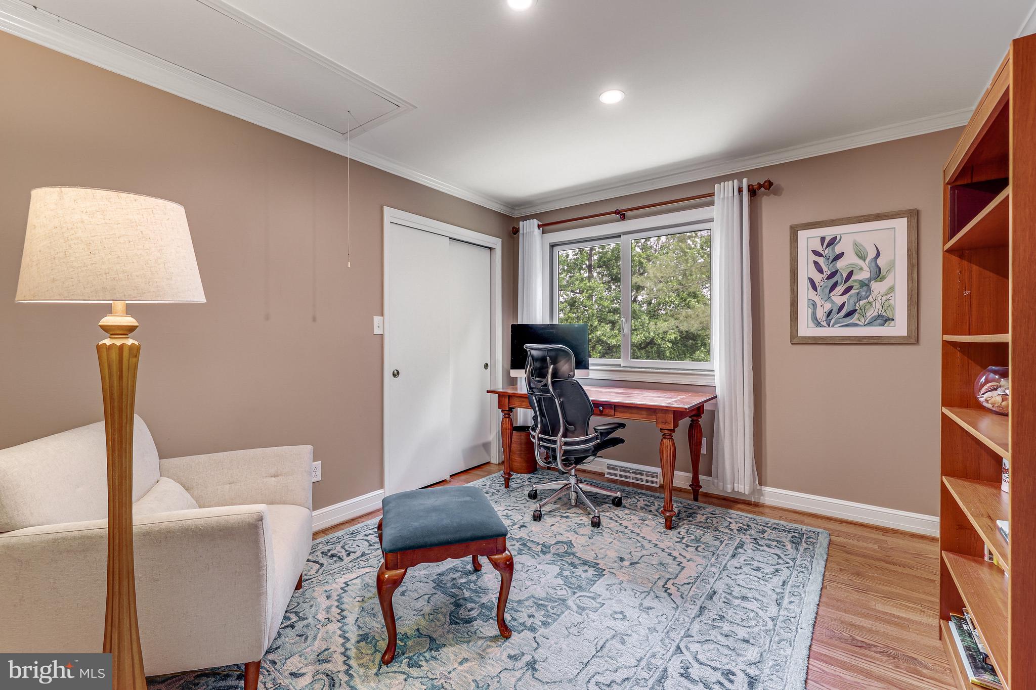 CHAIN BRIDGE WOODS - Residential