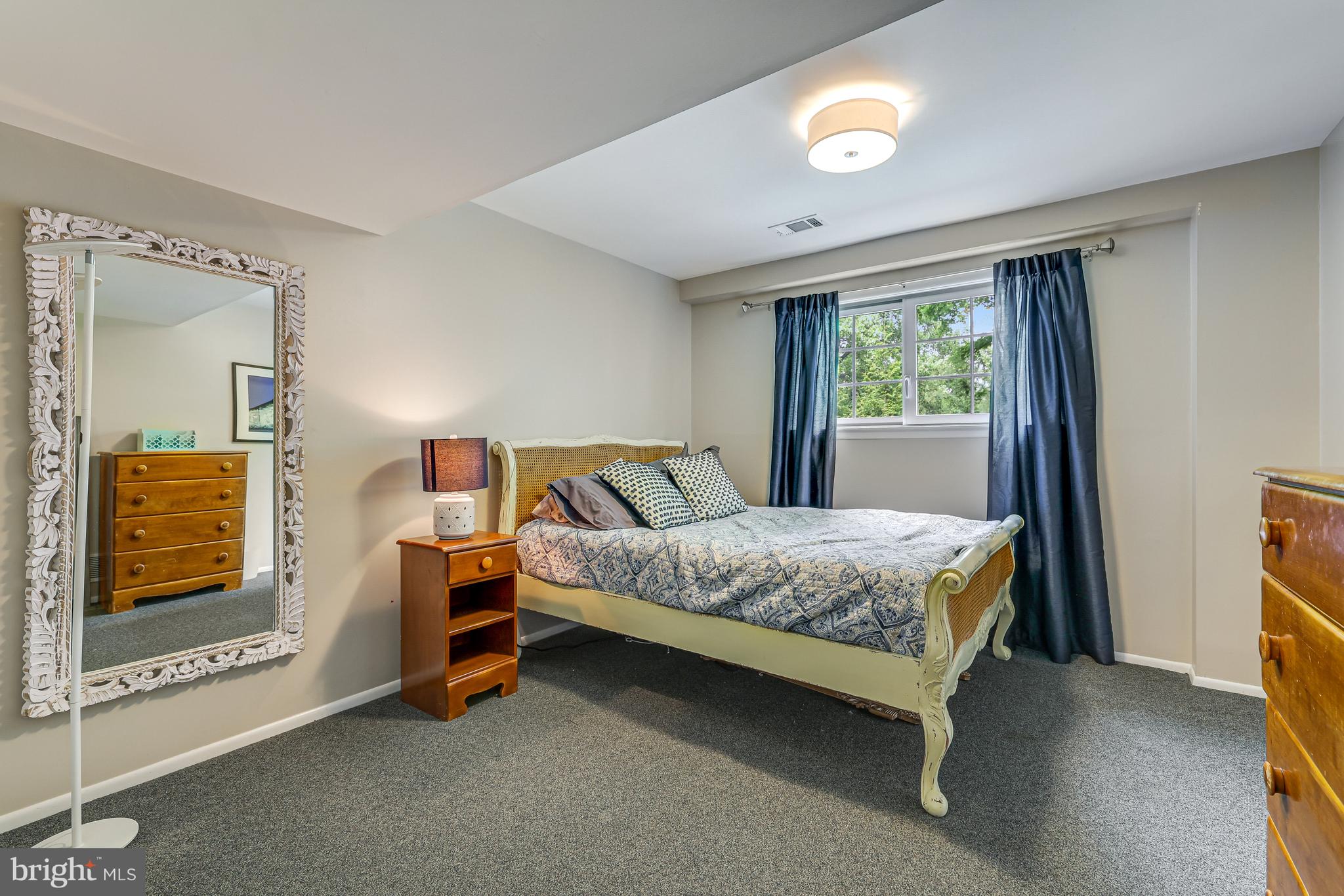 CHAIN BRIDGE WOODS - Residential