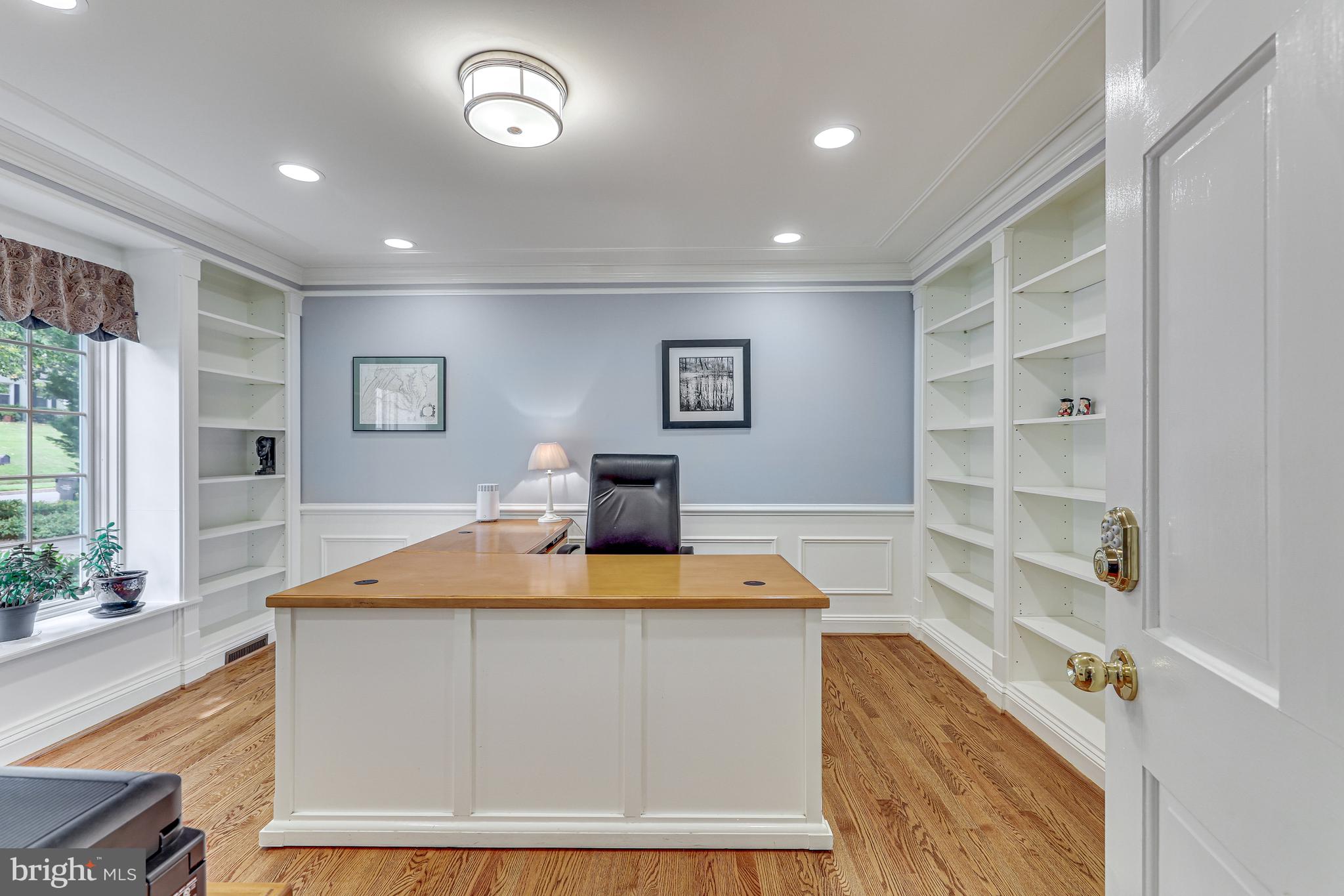 CHAIN BRIDGE WOODS - Residential