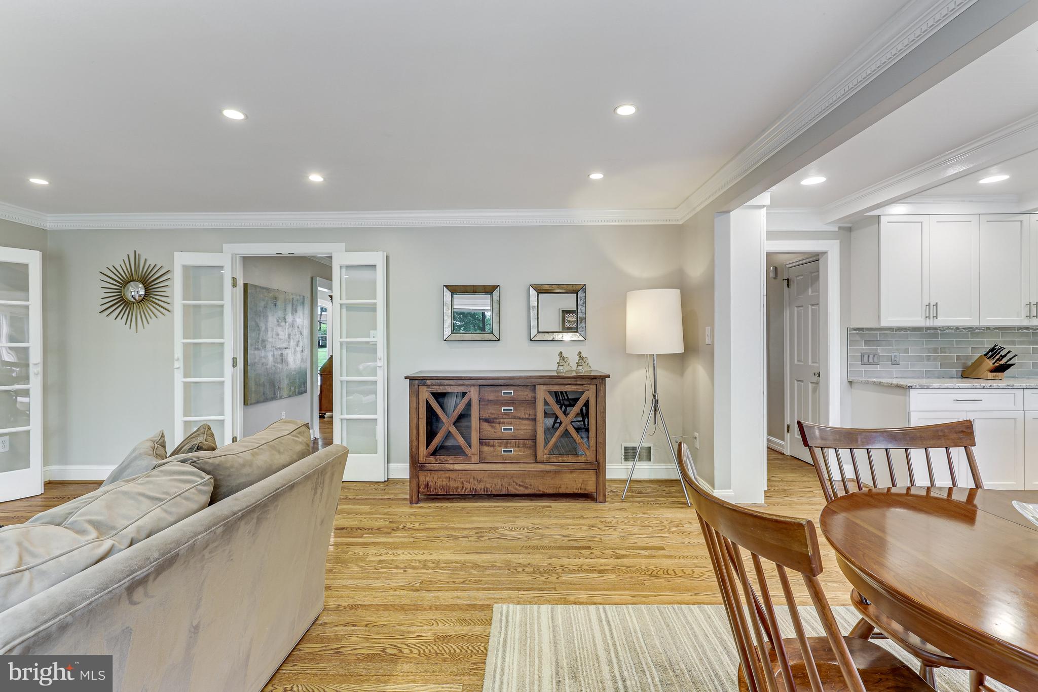 CHAIN BRIDGE WOODS - Residential