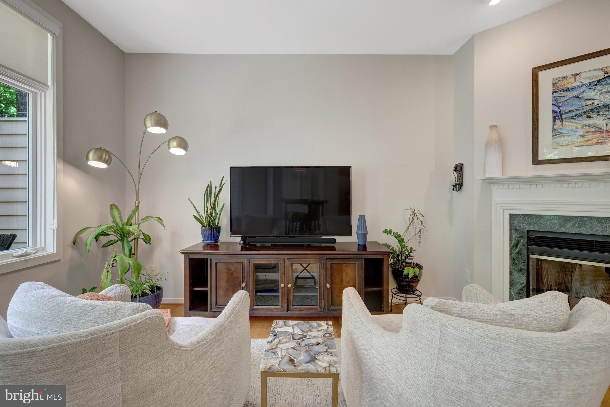 HEMINGWAY - Residential Lease