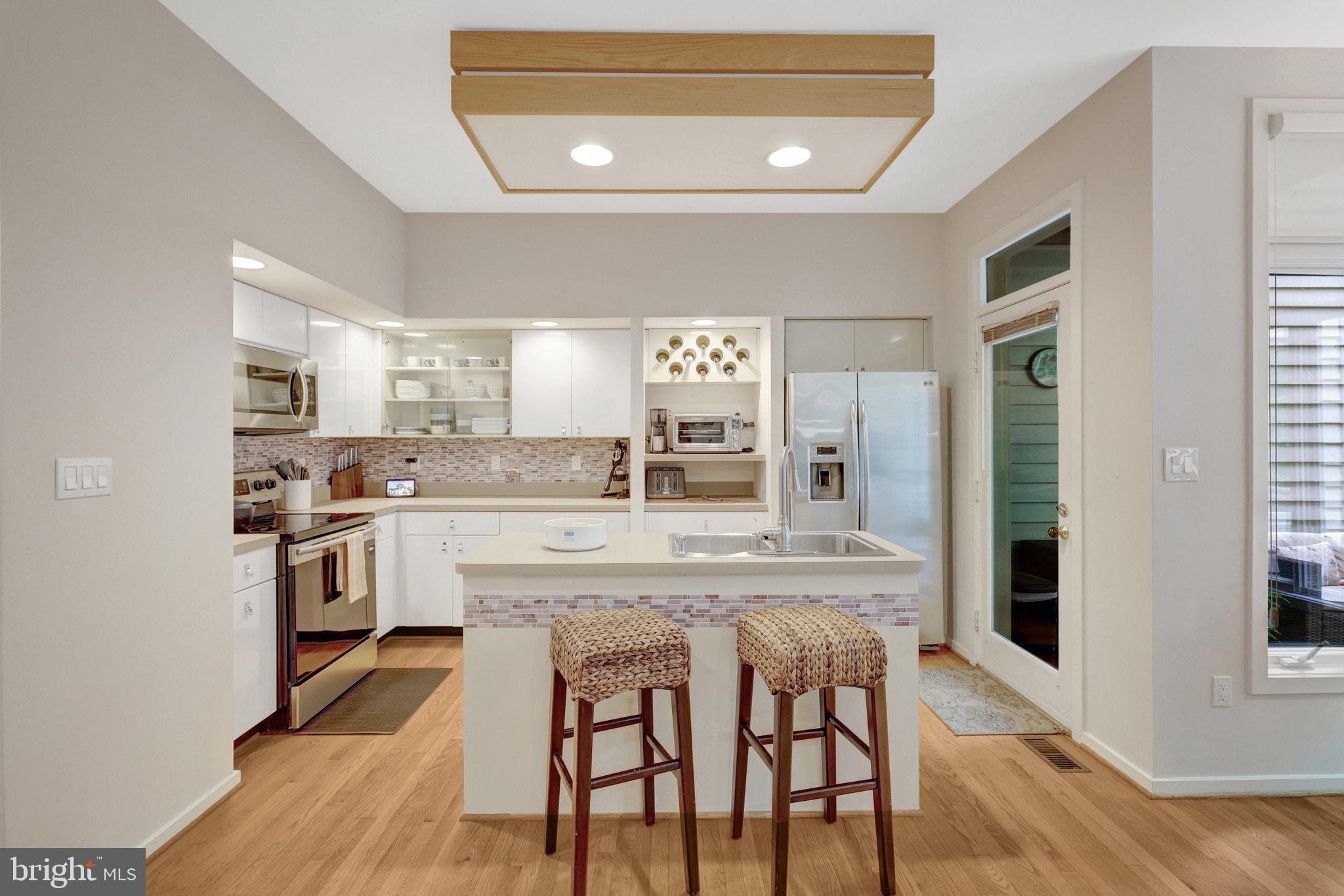 HEMINGWAY - Residential Lease