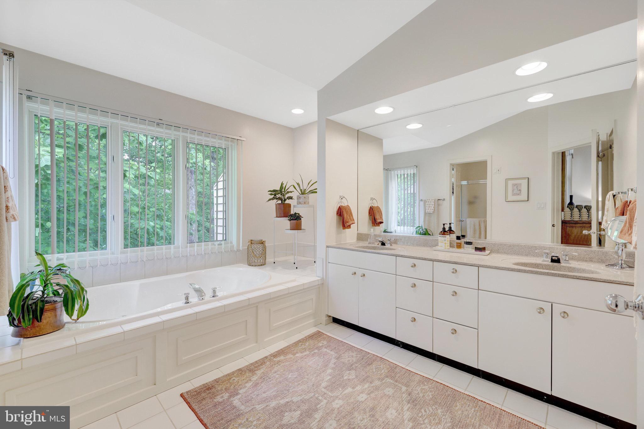 HEMINGWAY - Residential Lease