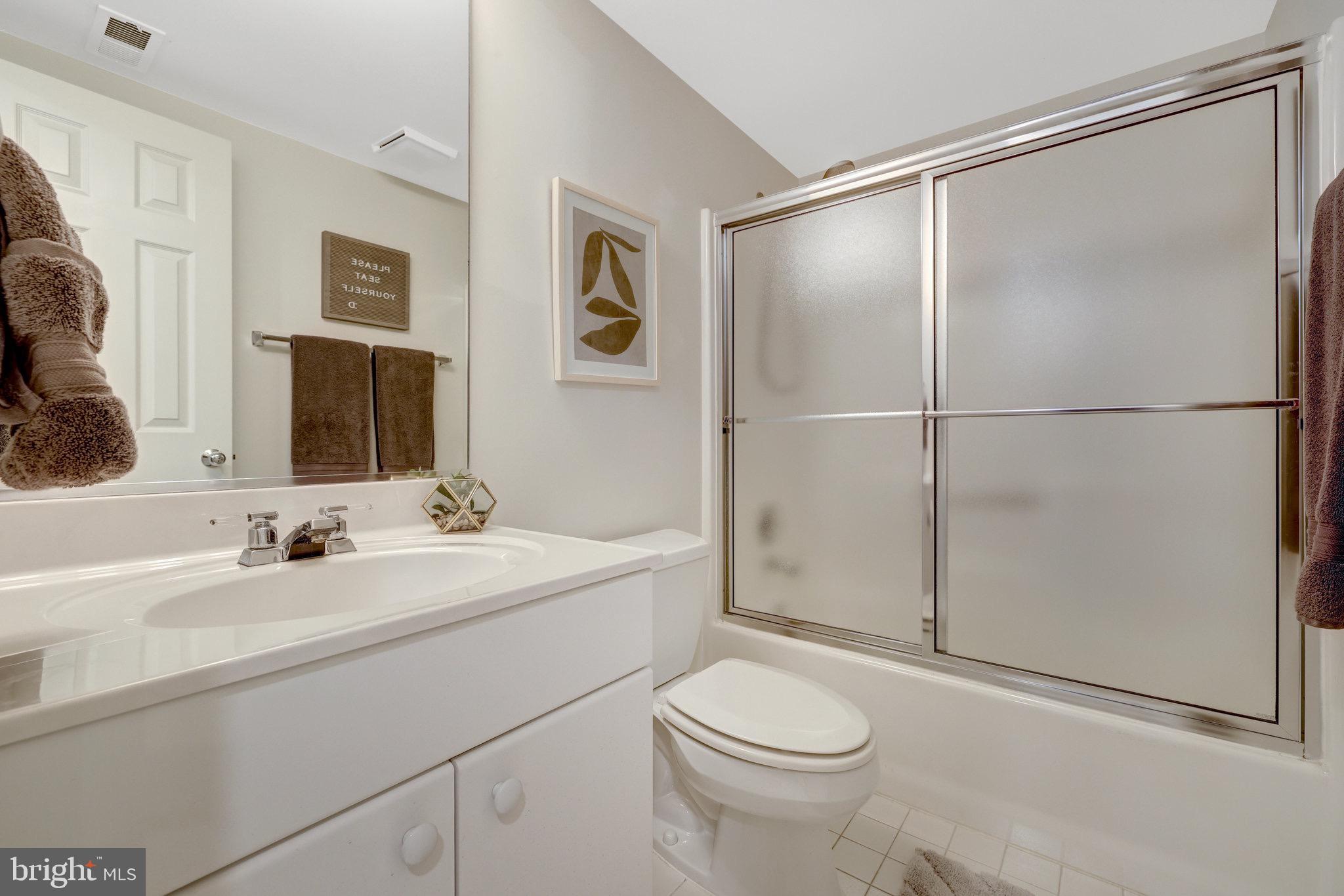 HEMINGWAY - Residential Lease