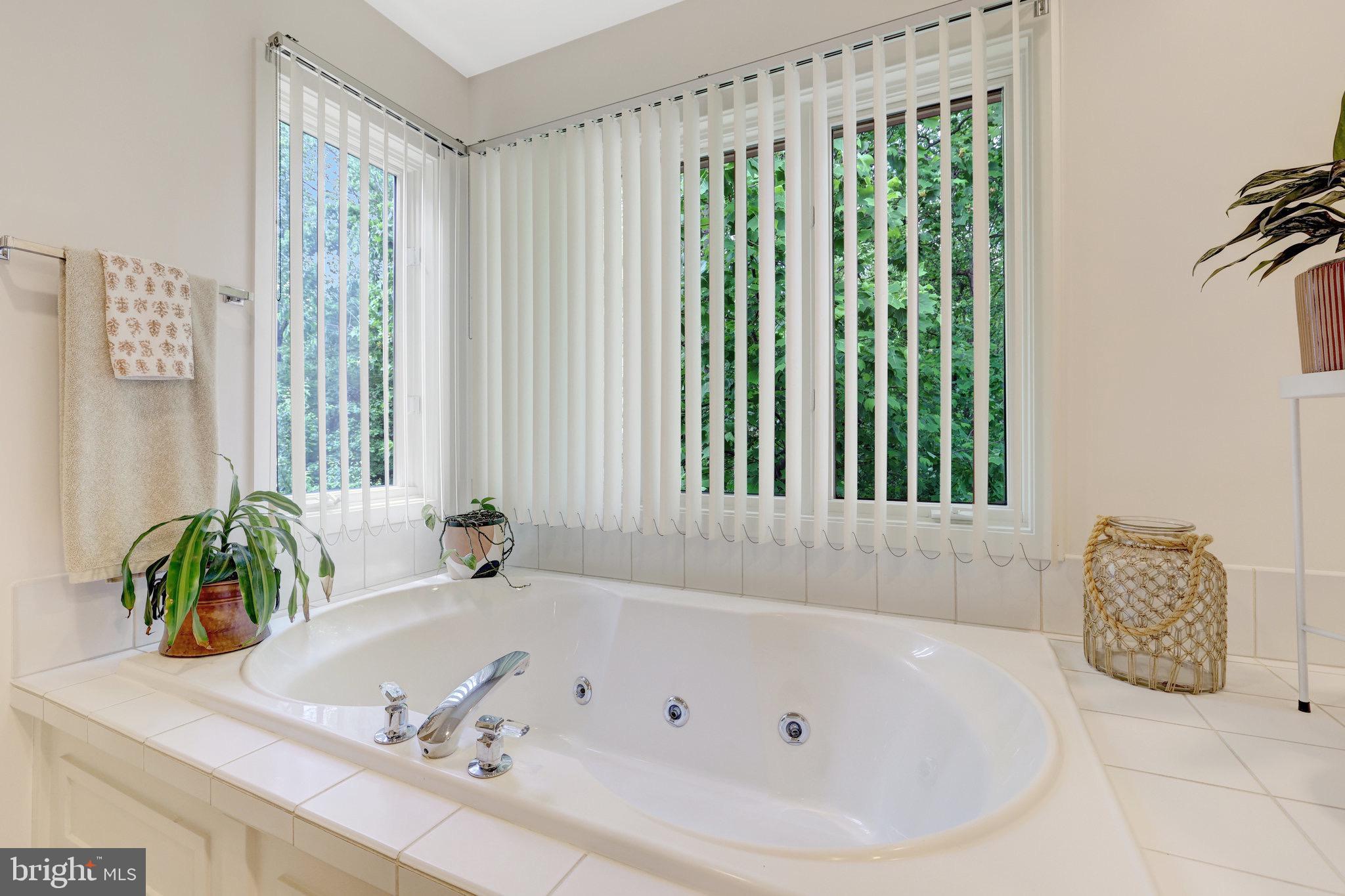 HEMINGWAY - Residential Lease