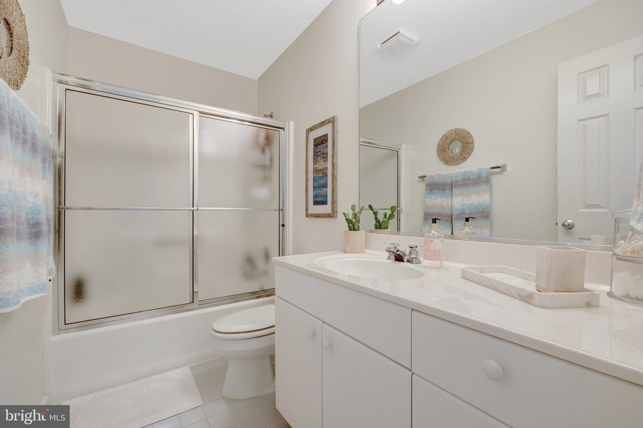 HEMINGWAY - Residential Lease