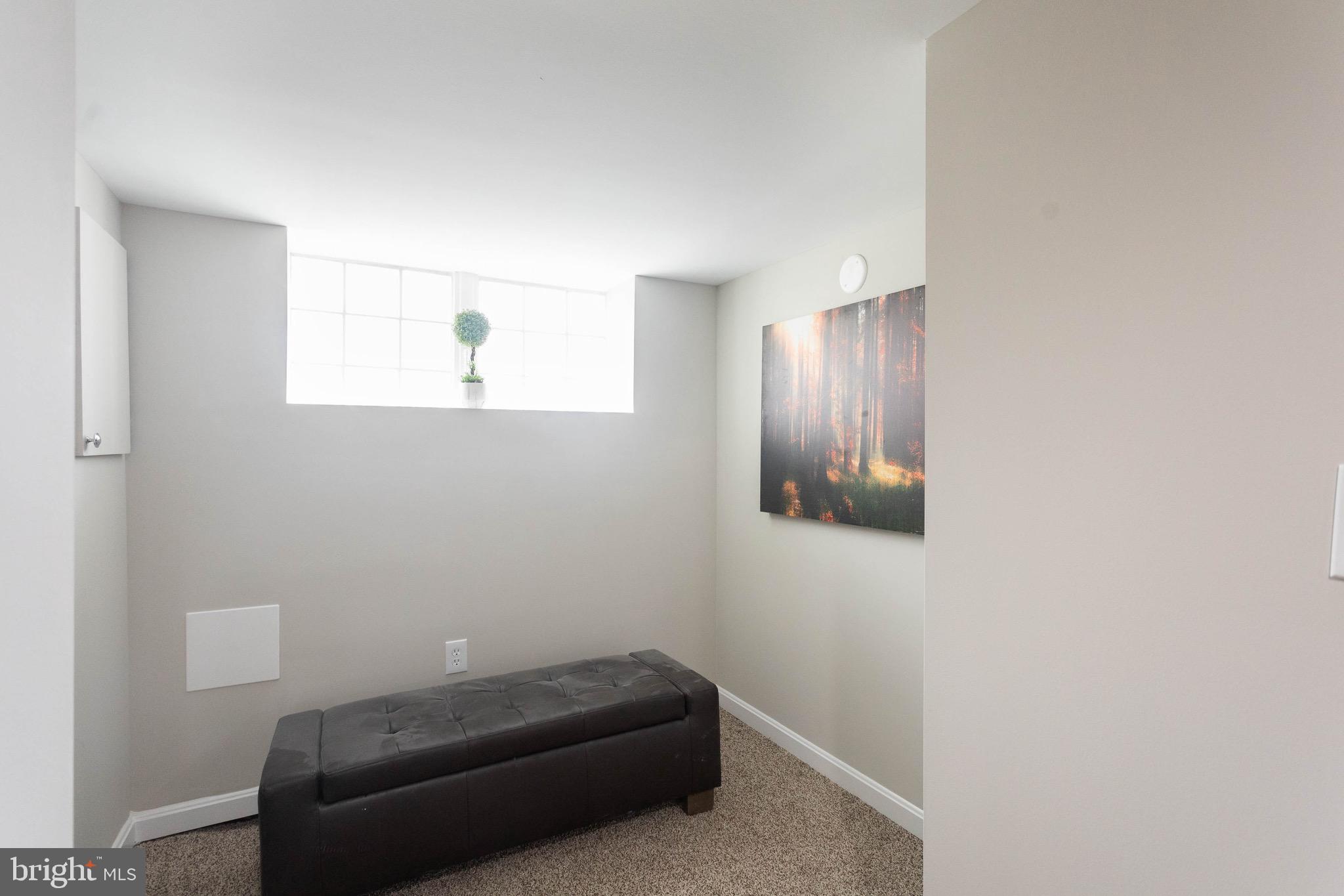 EDNOR GARDENS HISTORIC DISTRICT - Residential Lease