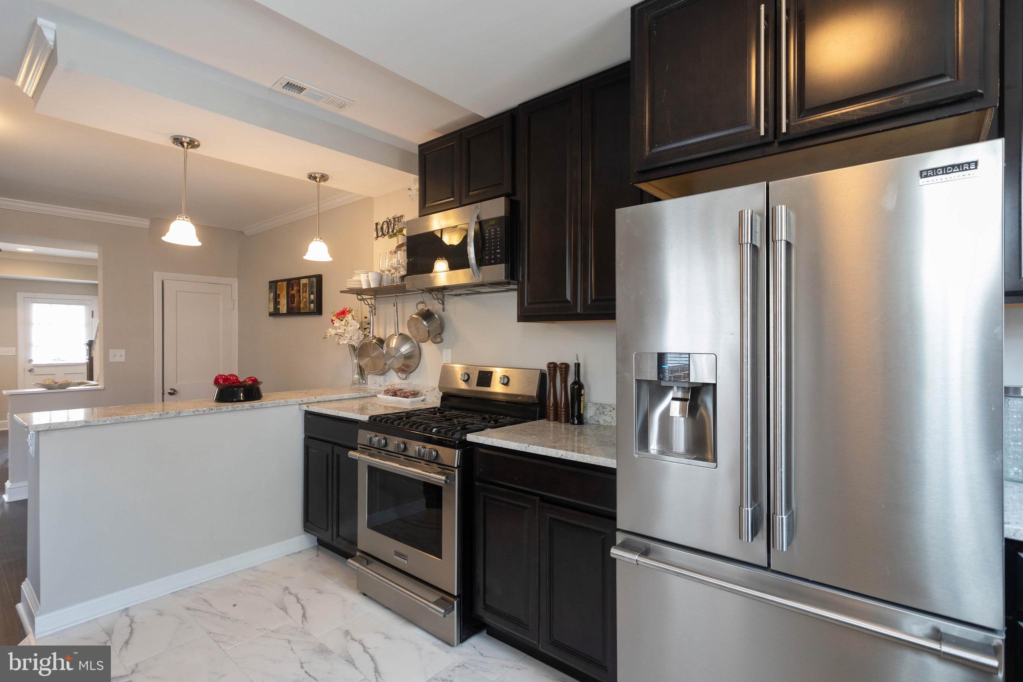 EDNOR GARDENS HISTORIC DISTRICT - Residential Lease