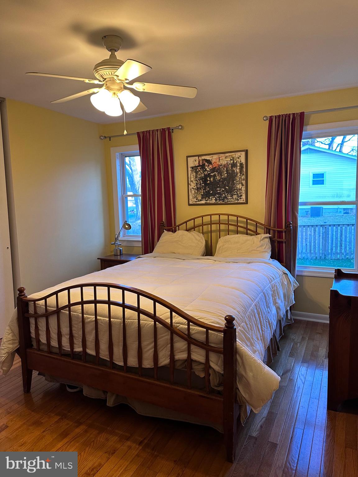 ROLLING KNOLLS - Residential