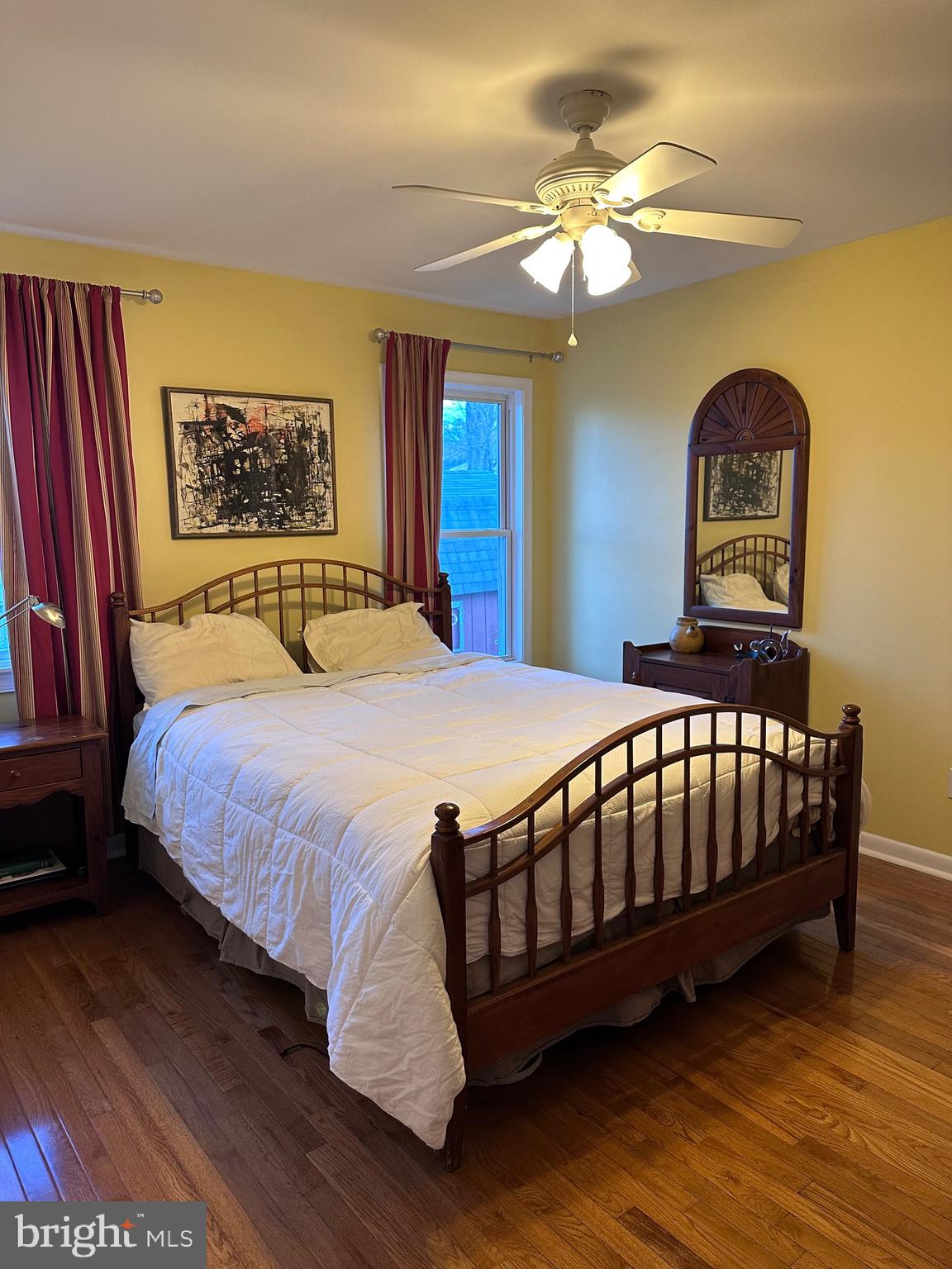 ROLLING KNOLLS - Residential