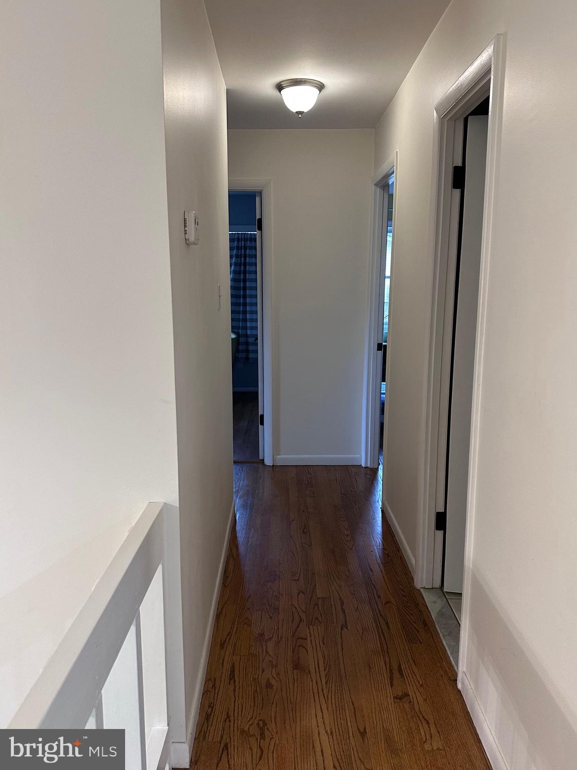 ROLLING KNOLLS - Residential