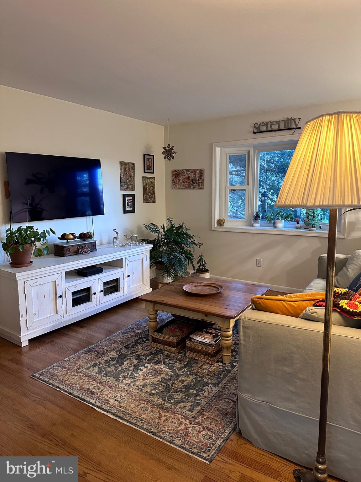 ROLLING KNOLLS - Residential