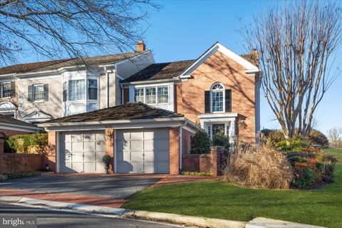 Photo of 9421 Turnberry Drive, POTOMAC, MD 20854 (MLS # MDMC2165672)