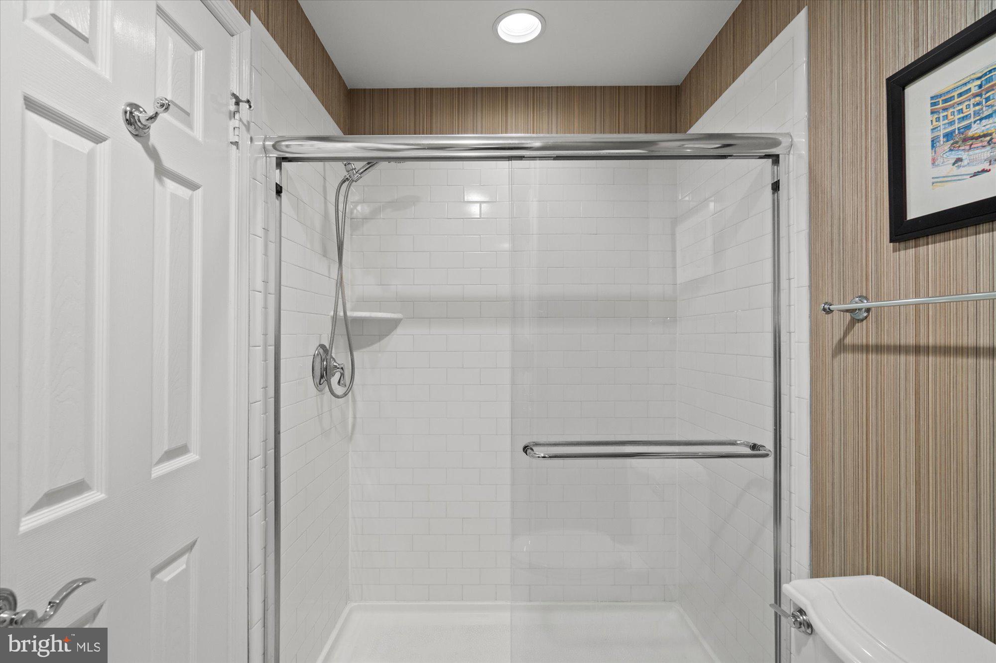 AVENEL - Residential