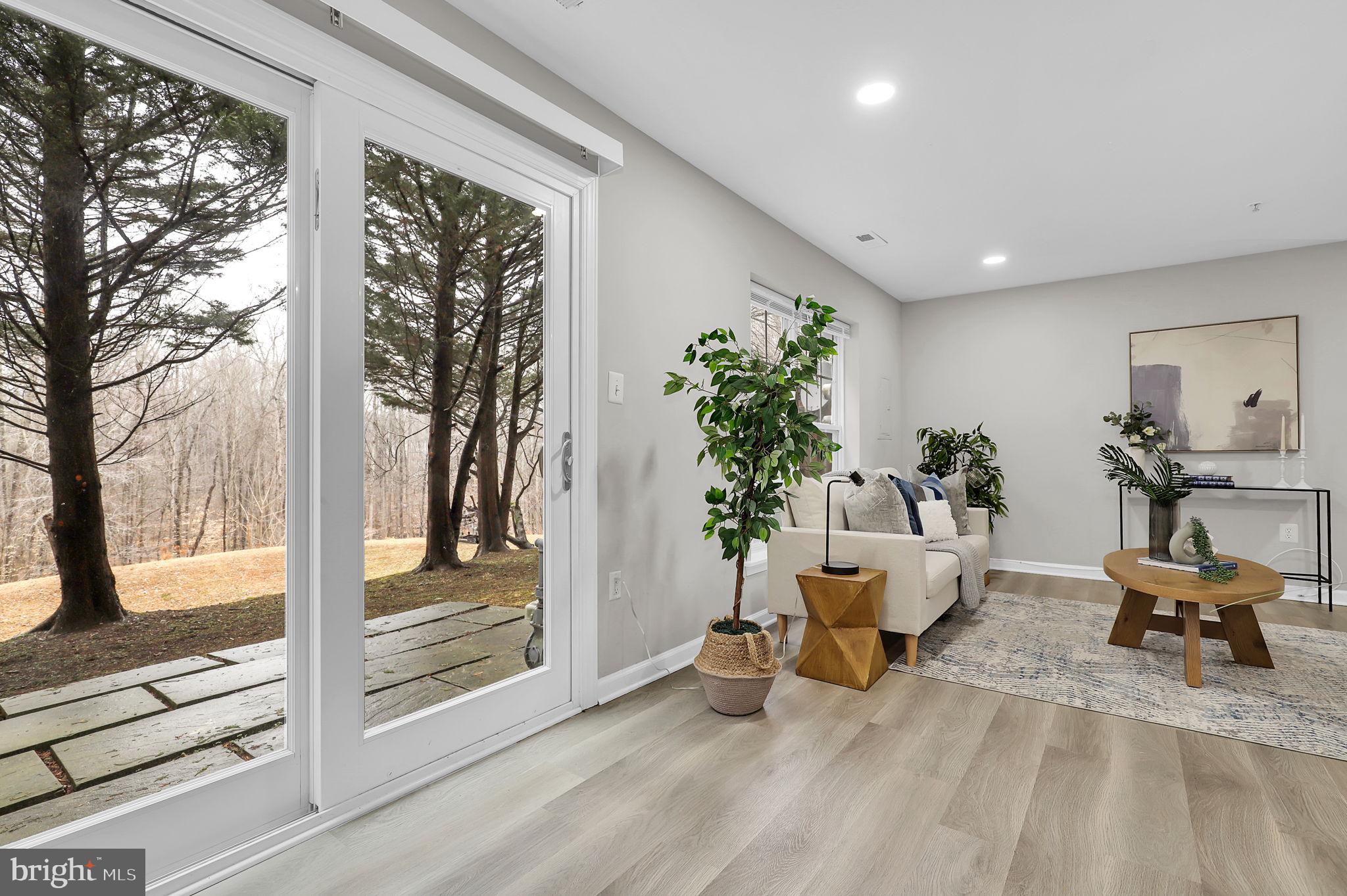 KINGSVIEW RIDGE - Residential