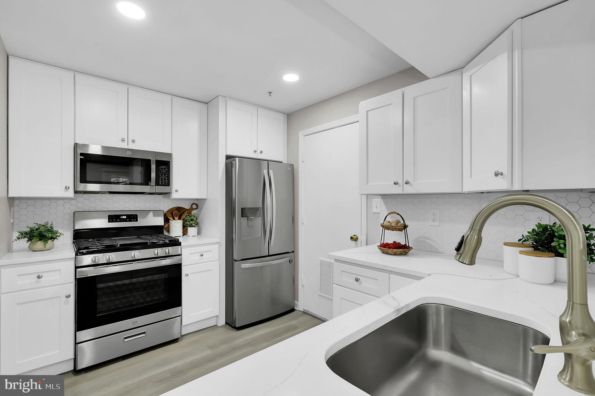 KINGSVIEW RIDGE - Residential