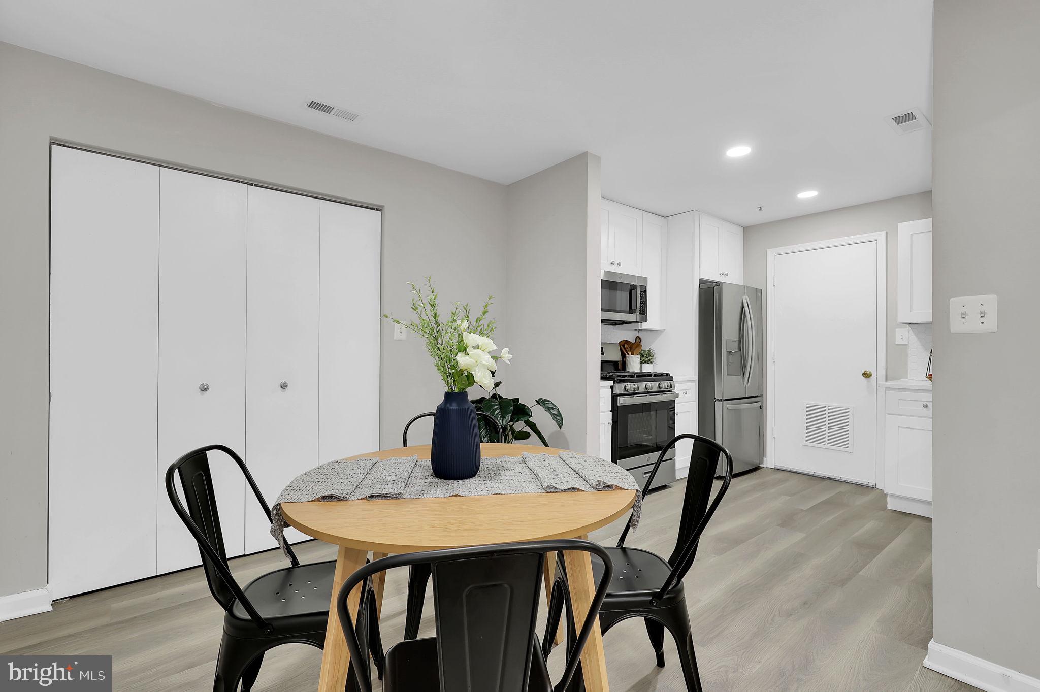 KINGSVIEW RIDGE - Residential