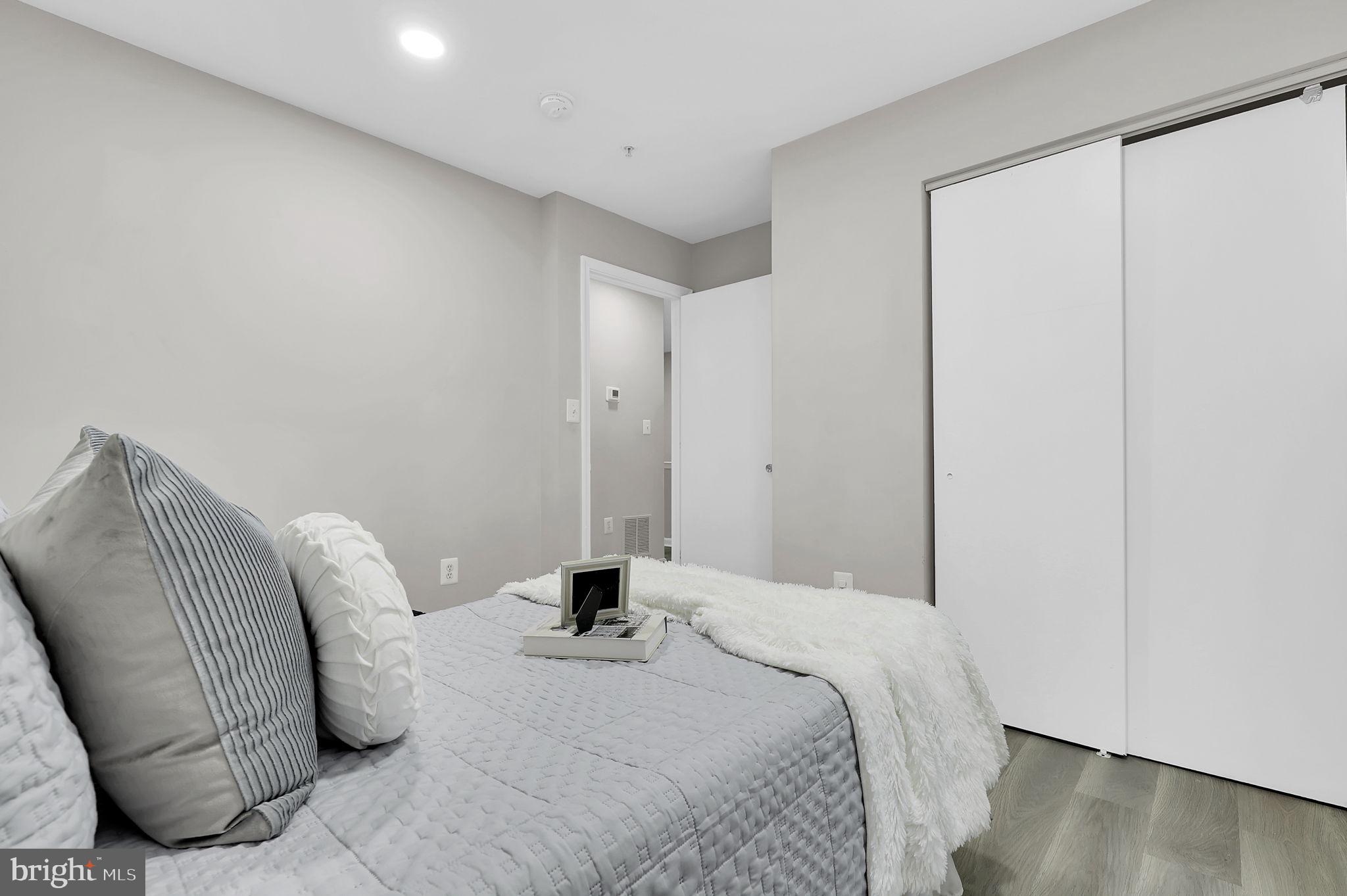 KINGSVIEW RIDGE - Residential