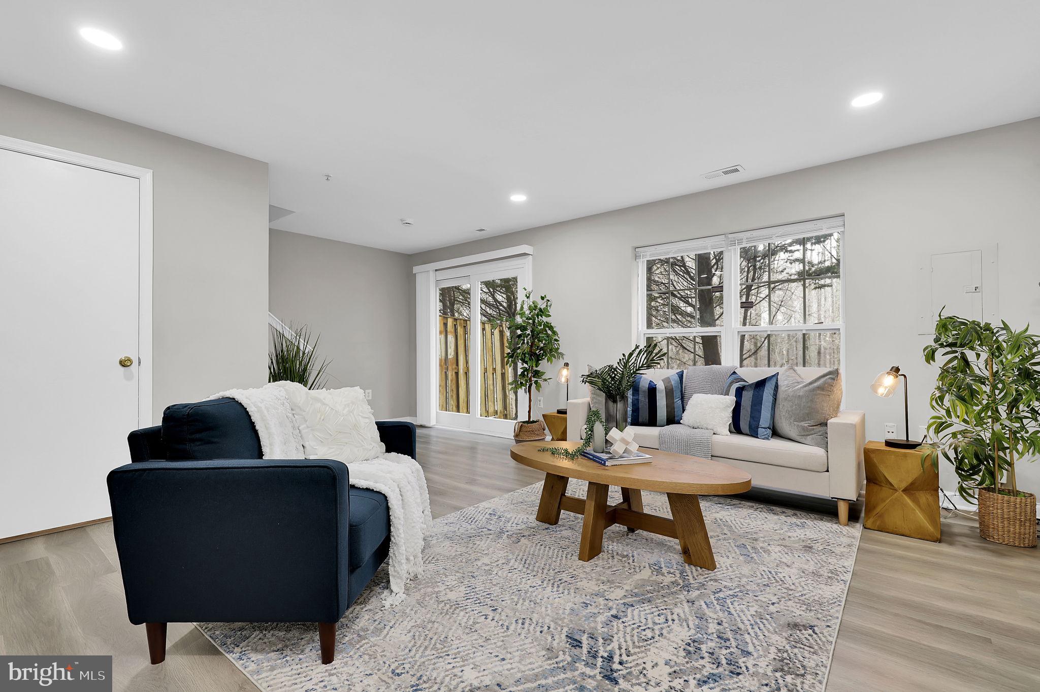 KINGSVIEW RIDGE - Residential