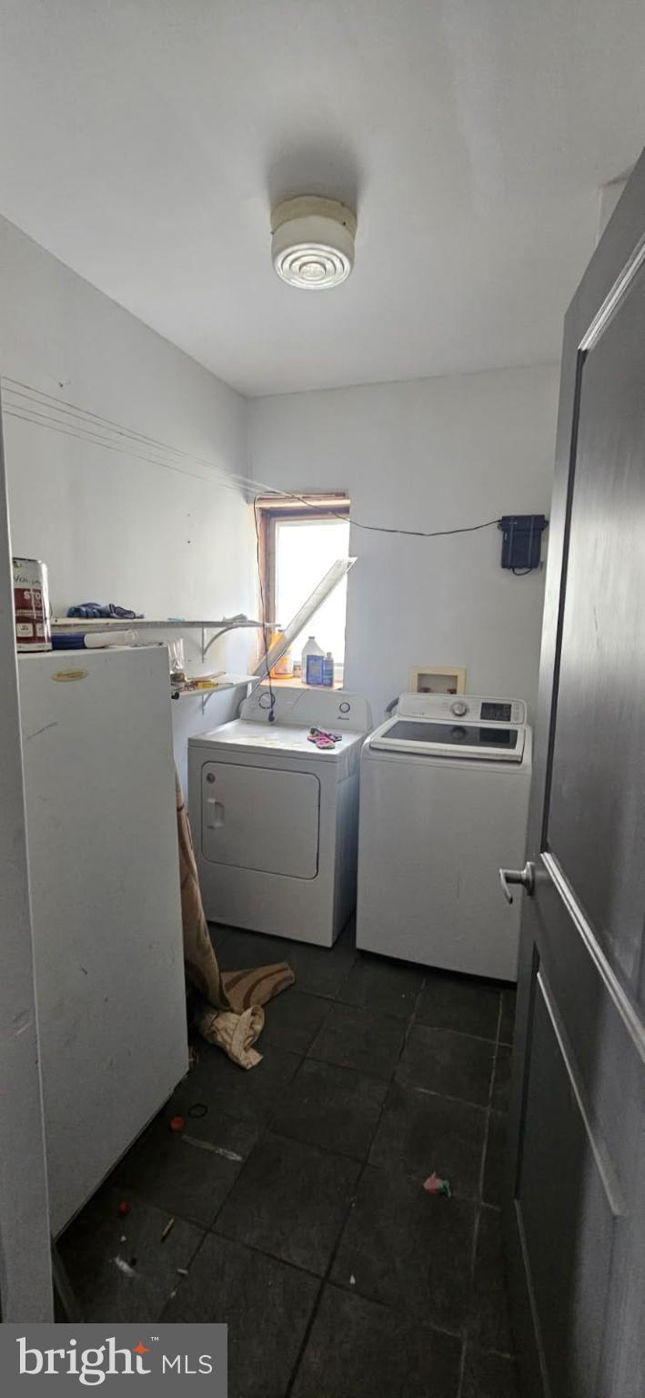 DICKINSON NARROWS - Residential Income