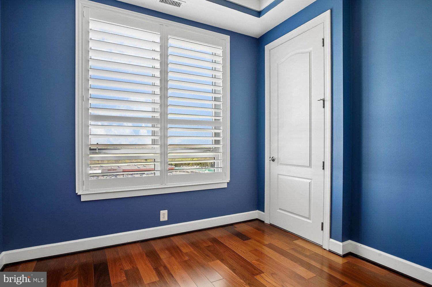 GRANDVIEW AT ANNAPOLIS TOWNE CENTRE - Residential