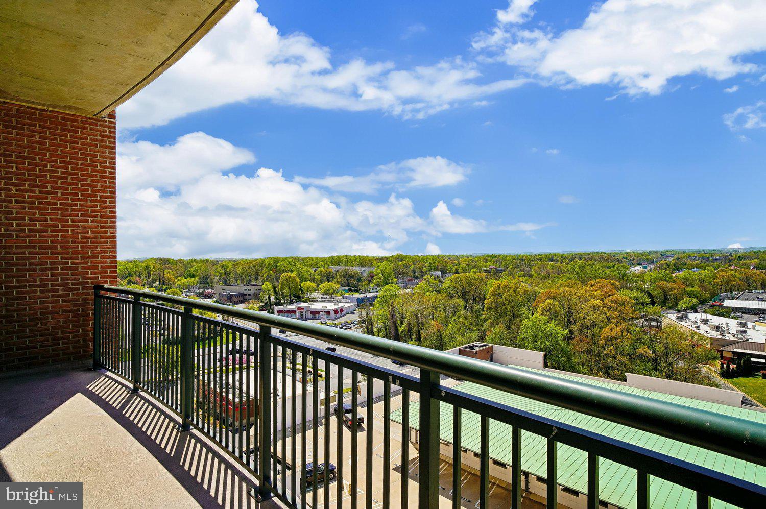 GRANDVIEW AT ANNAPOLIS TOWNE CENTRE - Residential