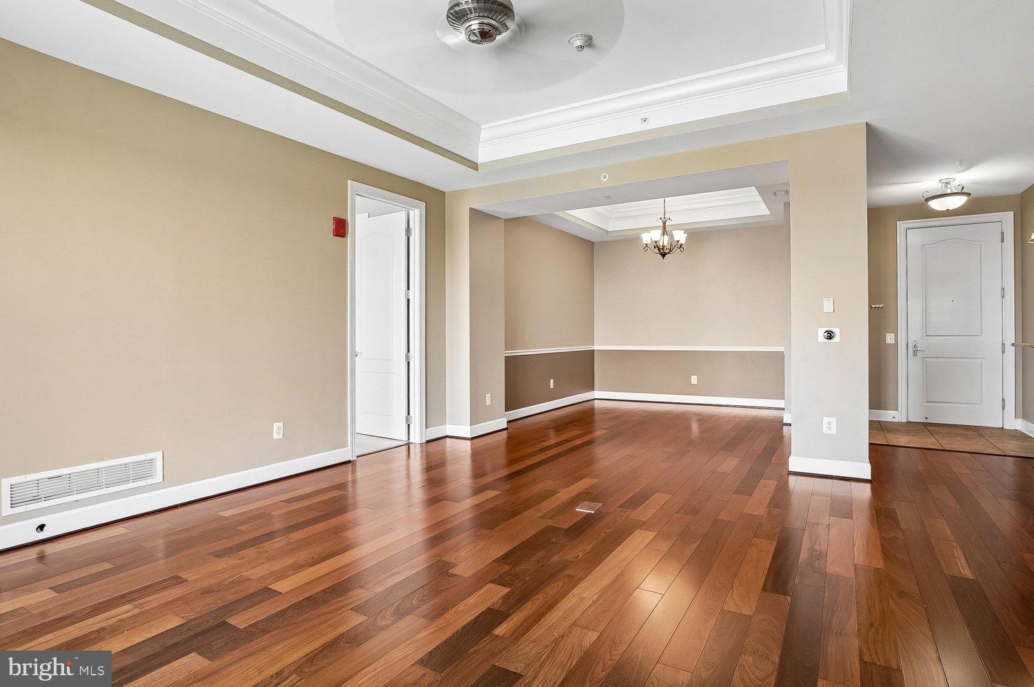 GRANDVIEW AT ANNAPOLIS TOWNE CENTRE - Residential