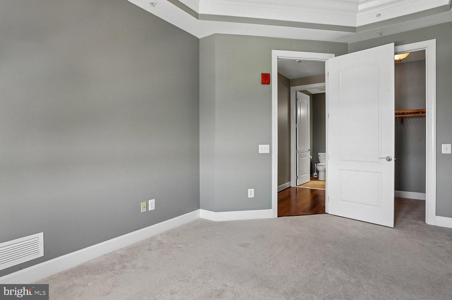 GRANDVIEW AT ANNAPOLIS TOWNE CENTRE - Residential