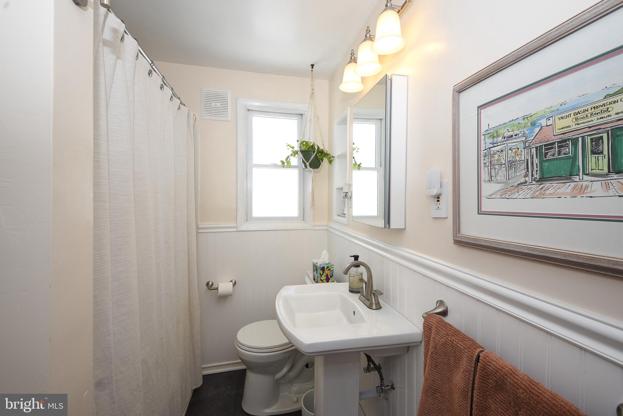 CONSHOHOCKEN - Residential