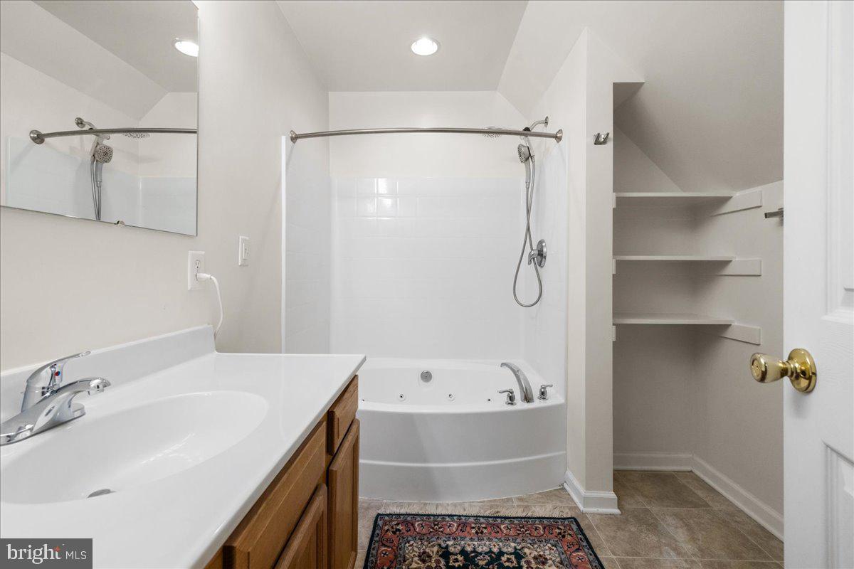 BUNKER HILL HEIGHTS - Residential