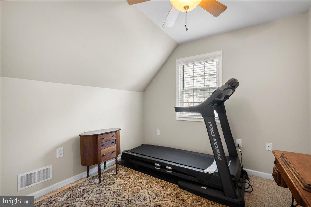 BUNKER HILL HEIGHTS - Residential