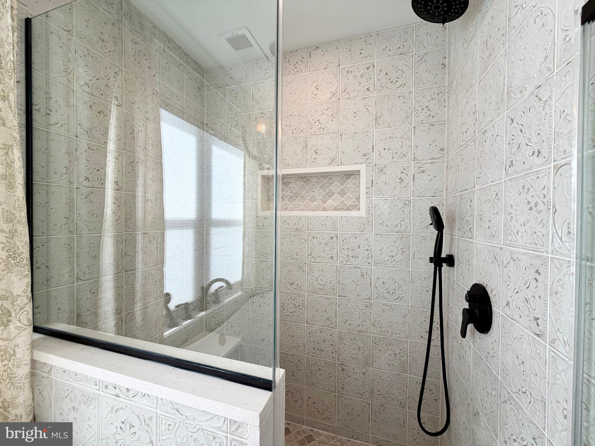 DUCHESS ESTATES - Residential