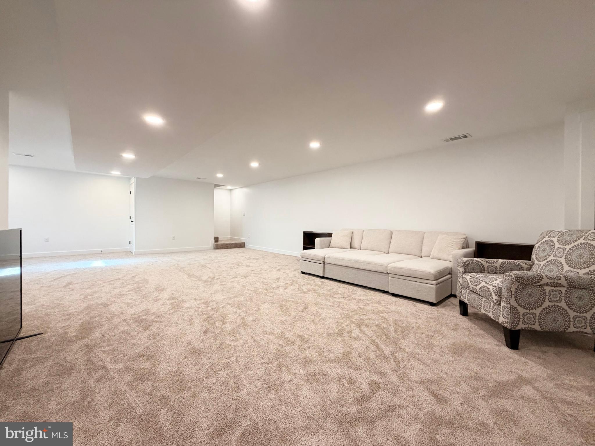 DUCHESS ESTATES - Residential