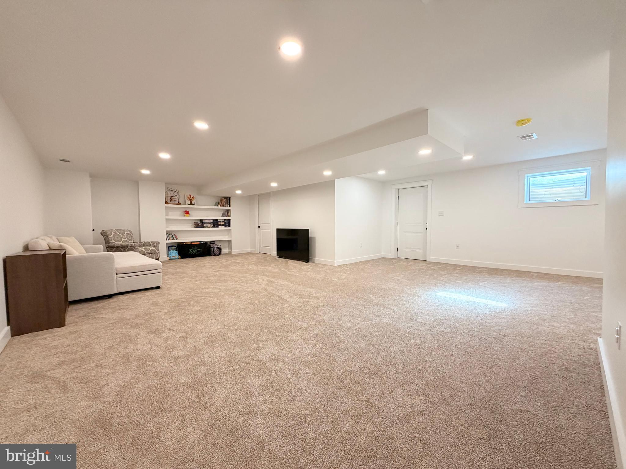 DUCHESS ESTATES - Residential