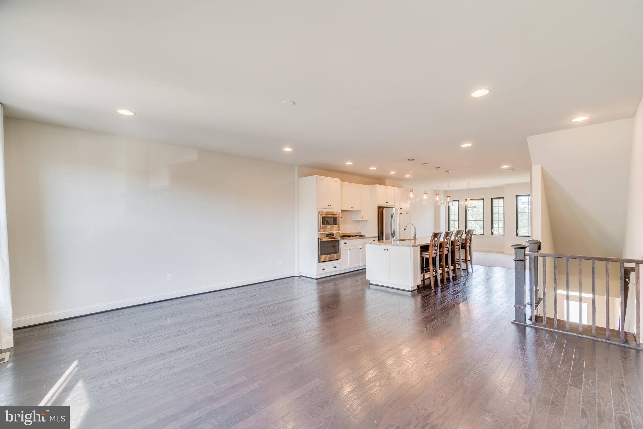 BRAMBLETON TOWN CENTER - Residential Lease