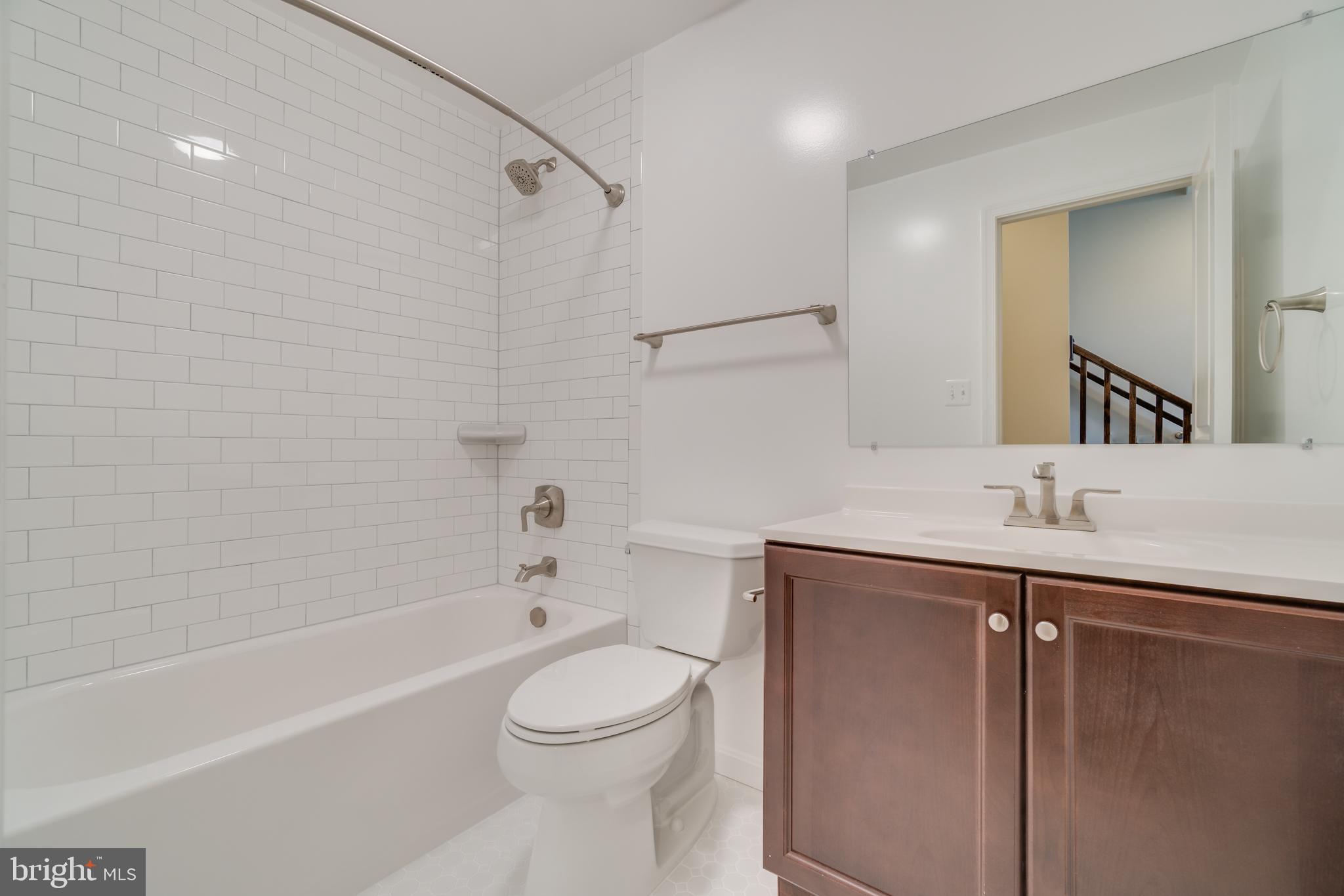 BRAMBLETON TOWN CENTER - Residential Lease