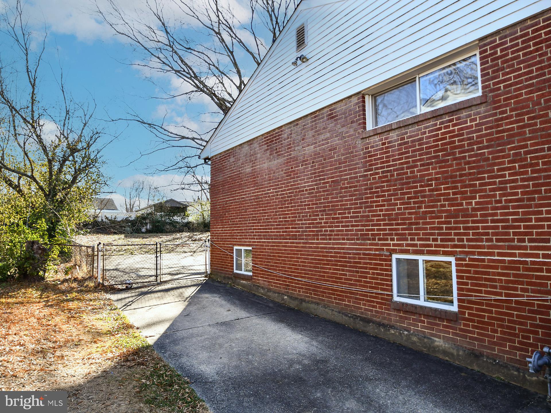 DISTRICT HEIGHTS - Residential